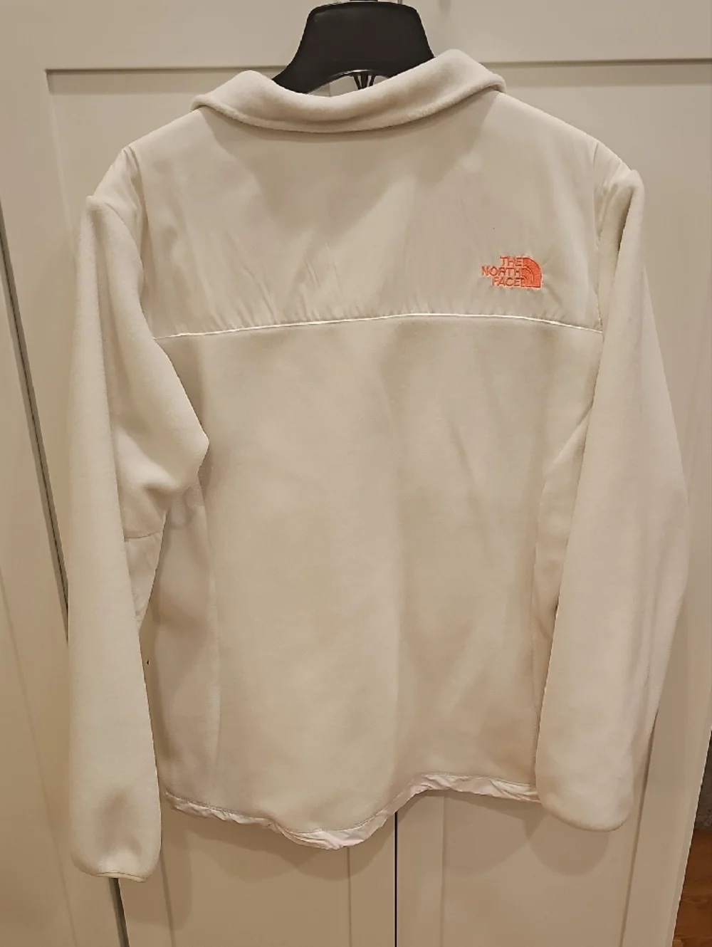 The North Face Denali White Fleece Jacket with Coral Pink Trim NWT - Picture 7 of 13